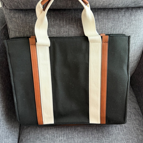 Chloé Cotton Canvas Logo Changing Bag with Leather Trims - Picture 2 of 12